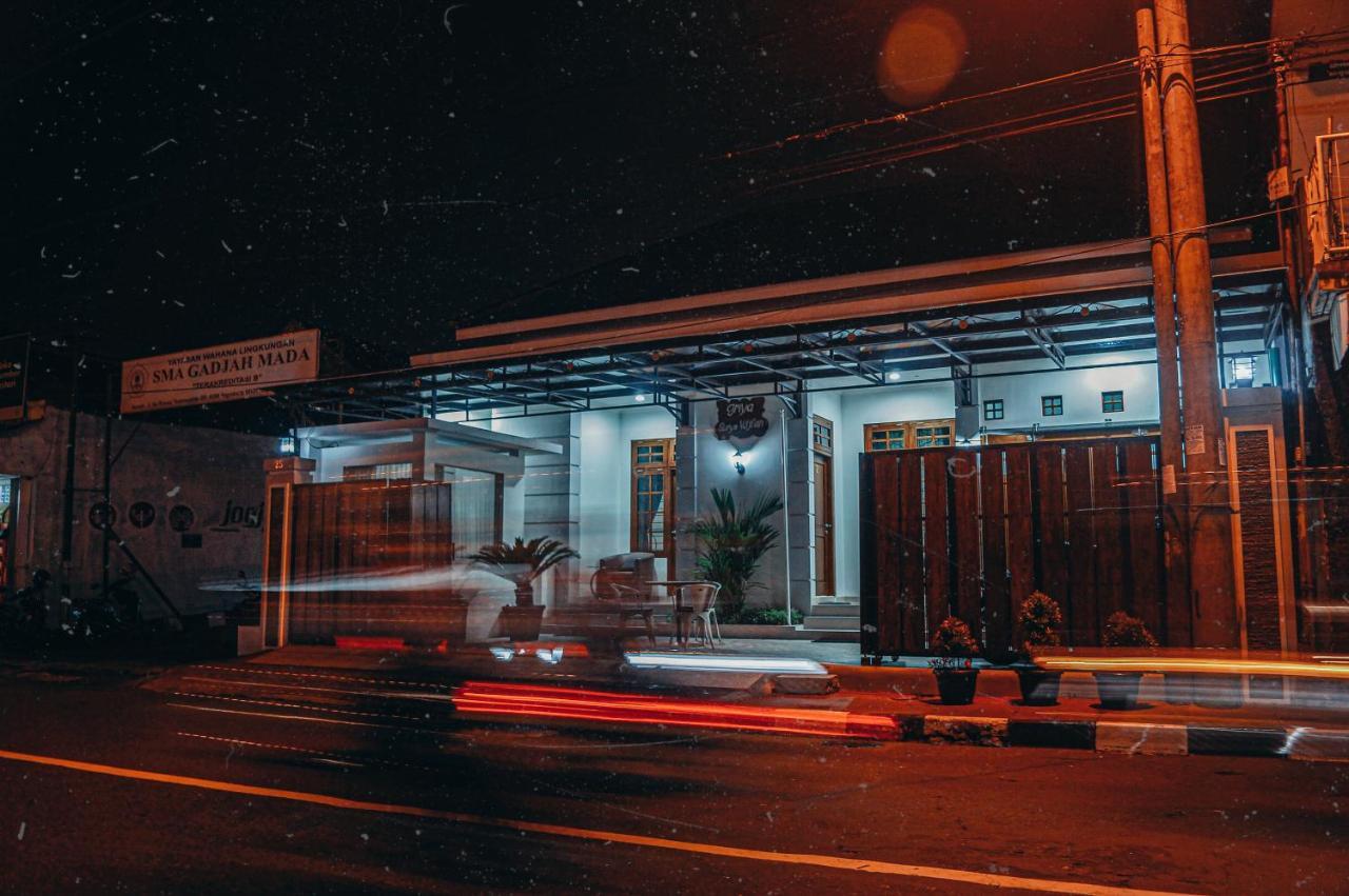 Griya Suryo Wijilan Hotel Yogyakarta Ngoại thất bức ảnh
