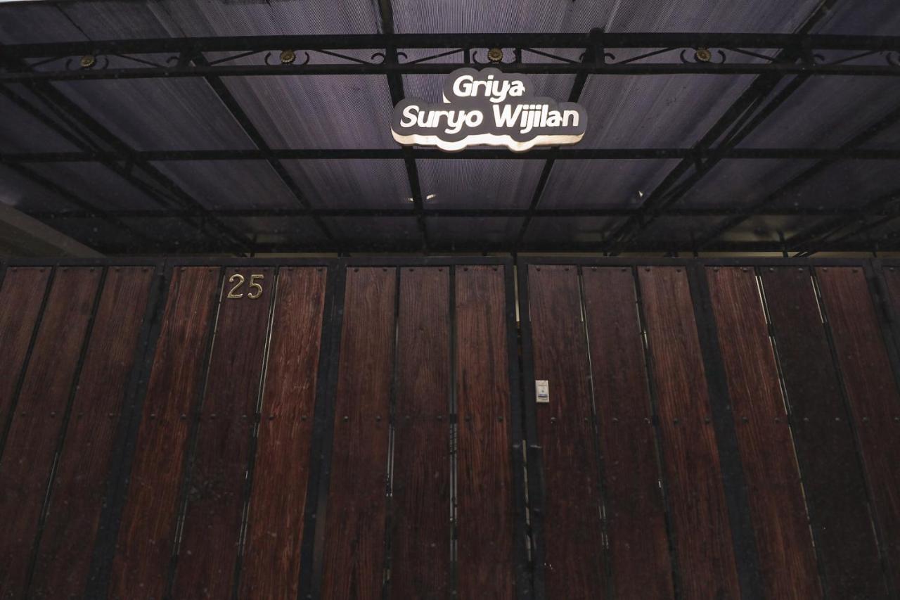 Griya Suryo Wijilan Hotel Yogyakarta Ngoại thất bức ảnh